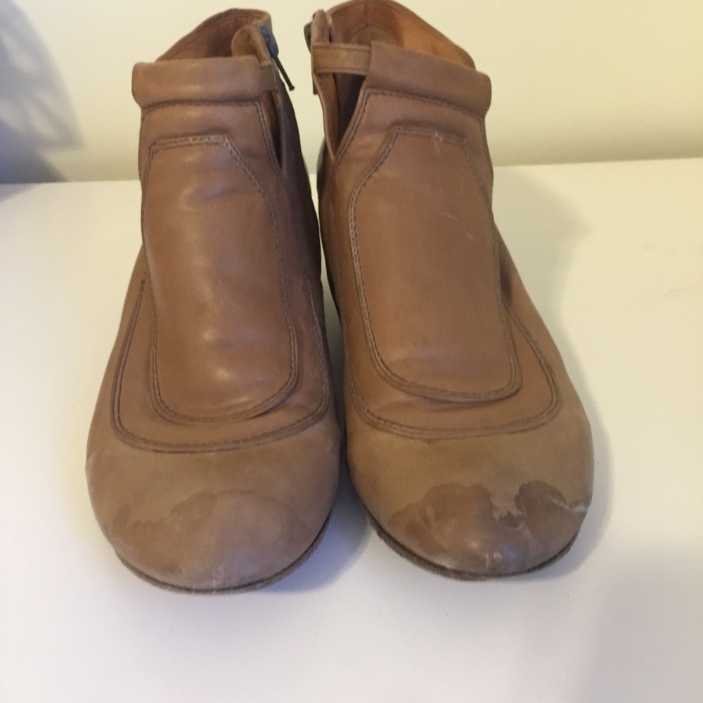 COCLICO tan wedge ankle boots - Picture 5 of 8